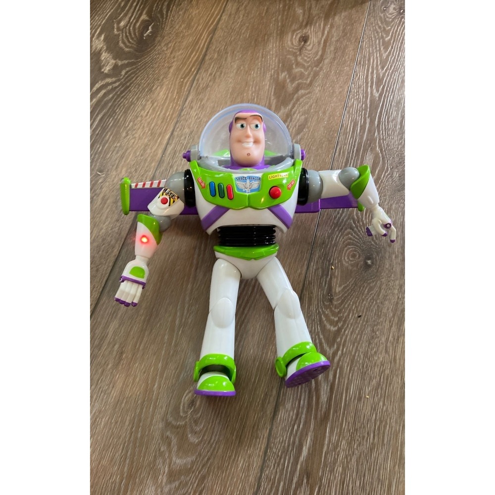 Toy Story Buzz‎ Lightyear Disney world